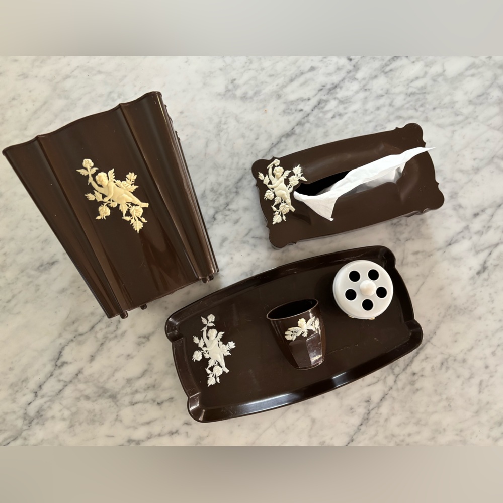 Vintage 60’s Trelawney plastic 5 pcs bathroom set with white cherub/roses relief